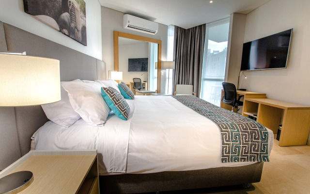 Grand Marina Santa Marta