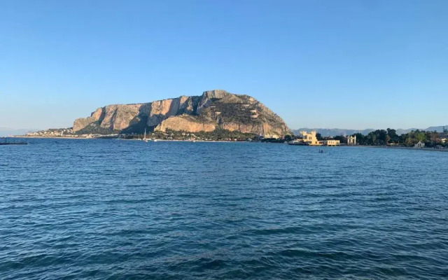 George House Mondello 32