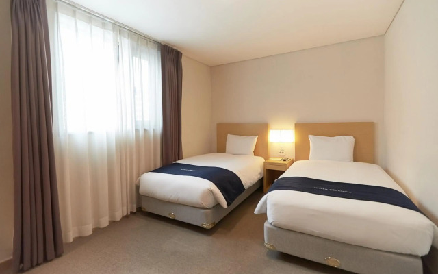 Tower Hill Hotel