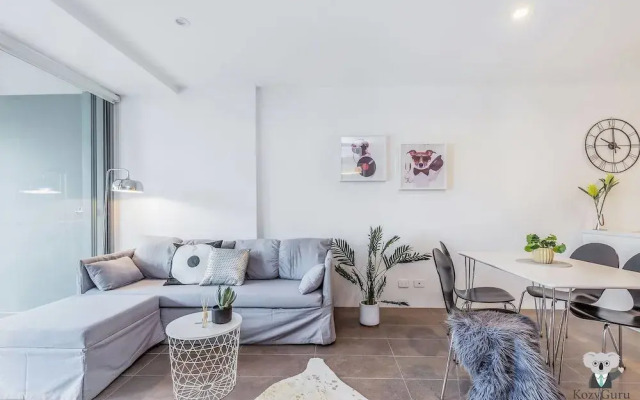 South Brisbane Kozy 1bed APT + Free Parking Qsb016