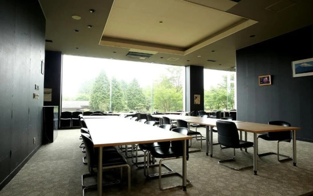 Guest House FUJI-HAKONE LAND - Hostel