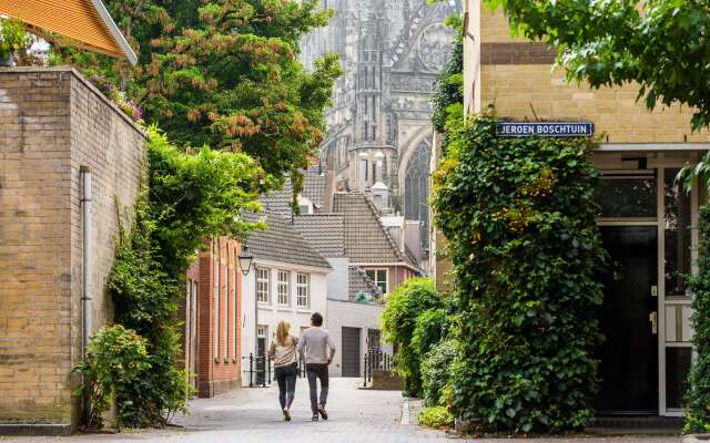 Golden Tulip Hotel Central