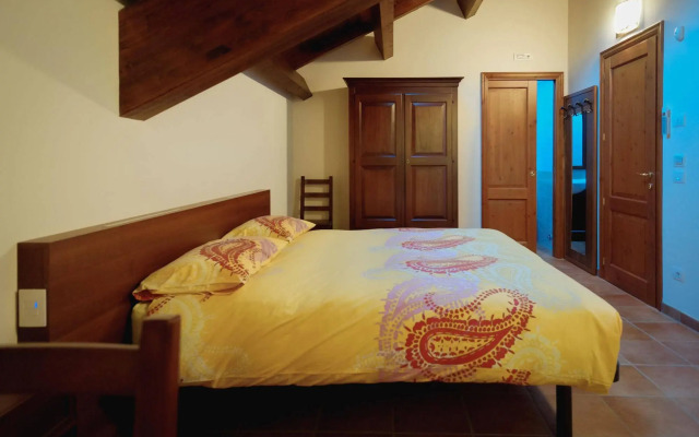 Altana Del Motto Rosso