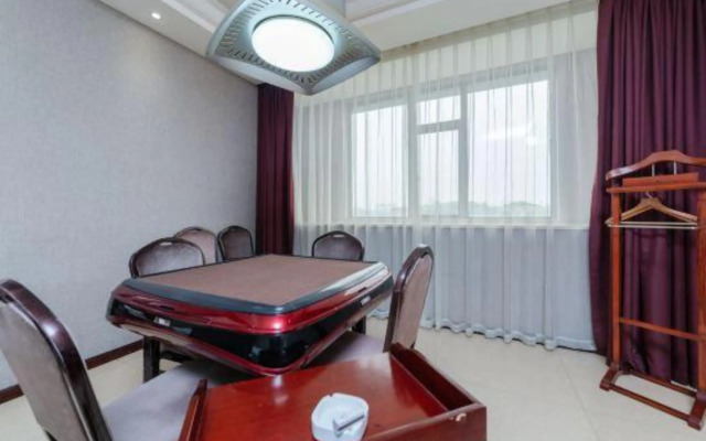 Xinchen Hotel