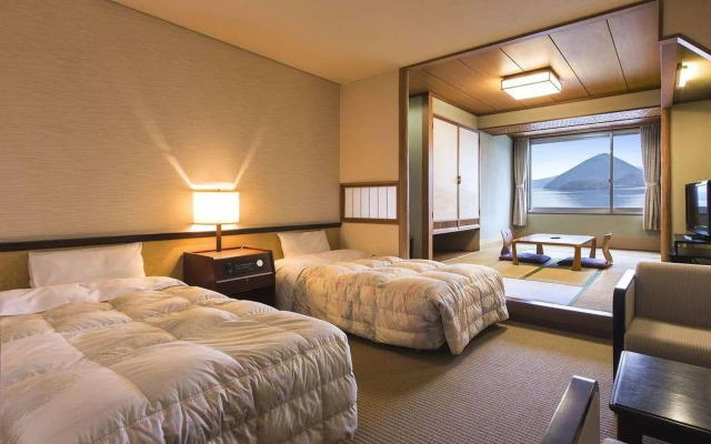 Zekkei No Yuyado Toya Kohantei Ryokan Abuta