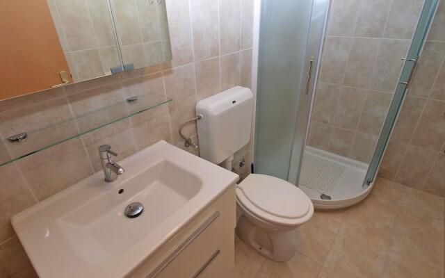 Apartment 1432