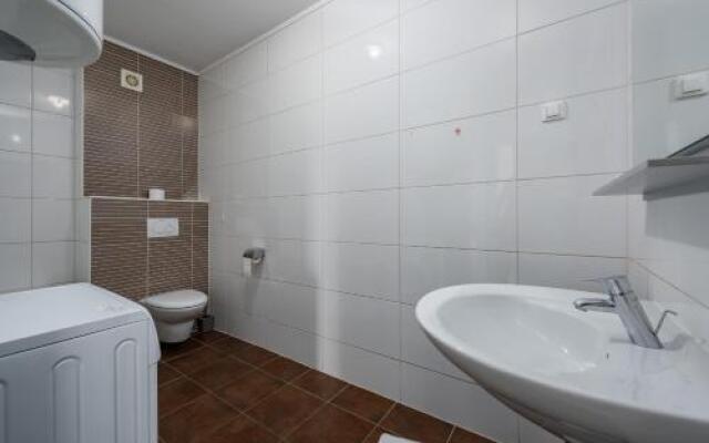 Apartments Adria