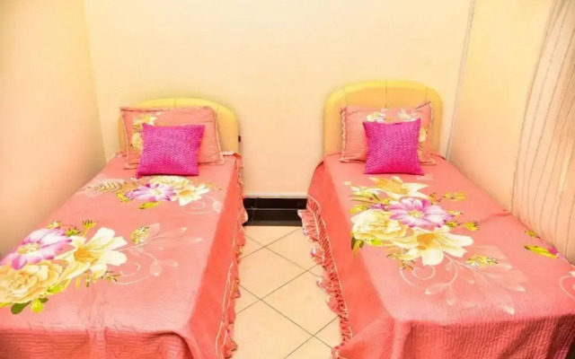 Four Vins Hotel & Apartments