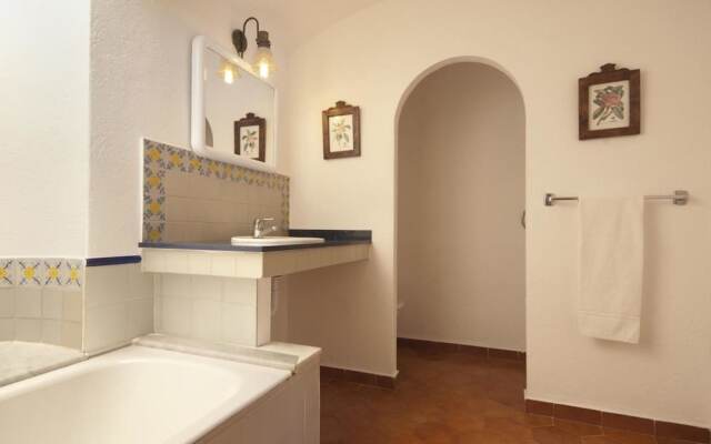 Villa - 4 Bedrooms with Pool and WiFi - 103163