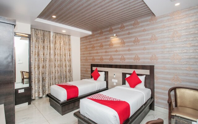 Capital O 15950 J K Residency