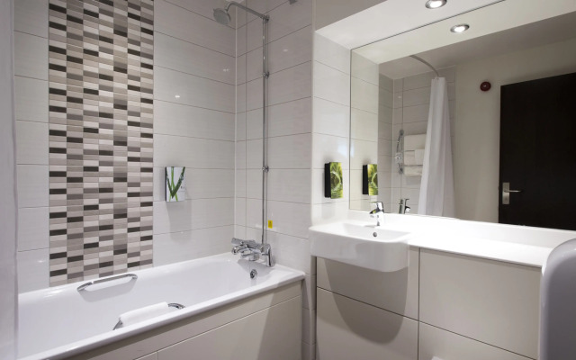 Premier Inn Slough West - Slough Trading Estate