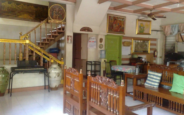 La Residencia Luzviminda Pensionne