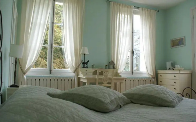 Chateau De Requiecourt