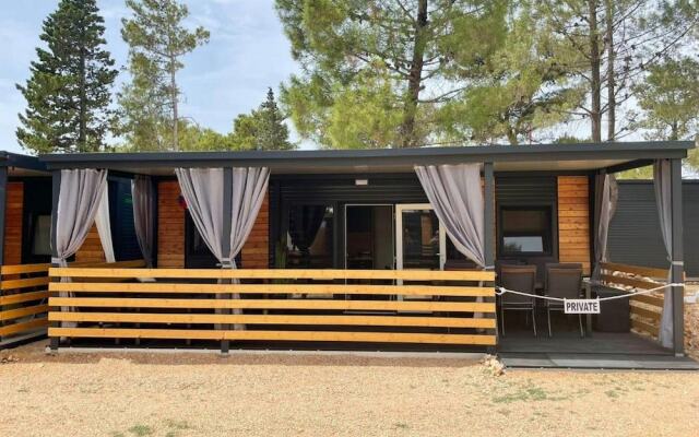 D&I Mobile Home