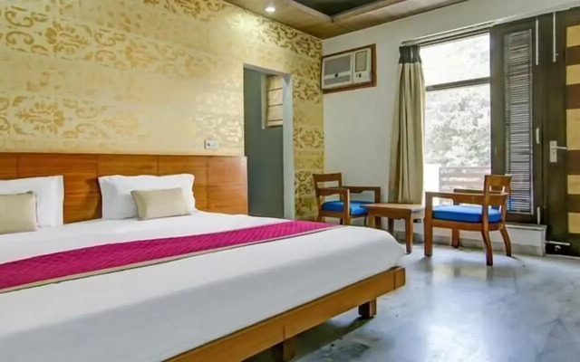 FabHotel Anand Villa
