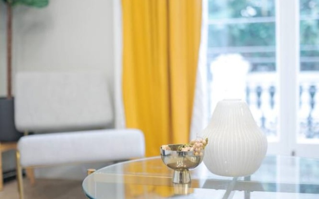 Perfect Hyde Park Apartment PS3