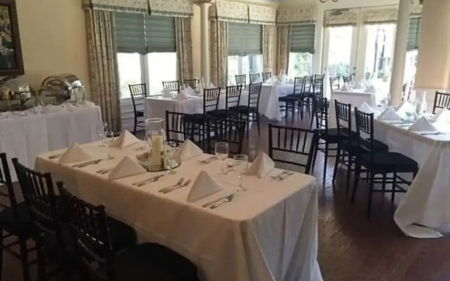 The Sanford House Inn & Spa