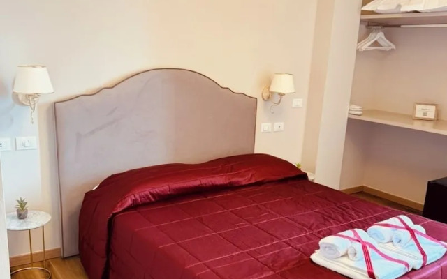 La Boutique by Rjgal