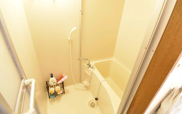 Guest House Hanare – Bathroom – Osaka