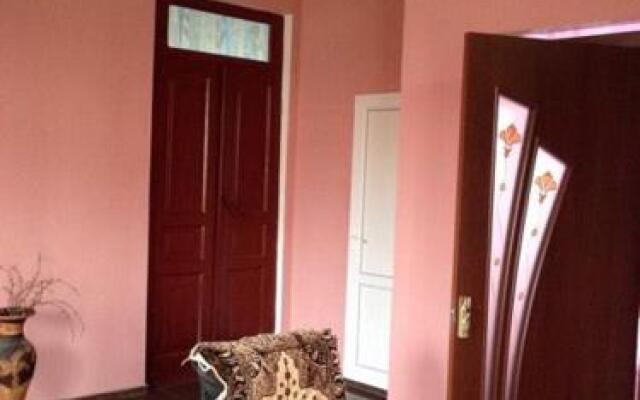 Mamuka Guest House In Batumi