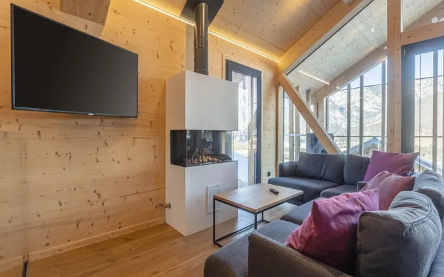 Attractive Chalet on the Slopes