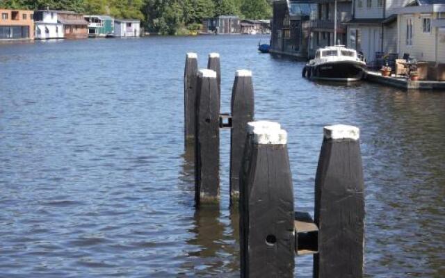 Bed & Breakfast Houseboat Gezina
