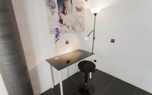 Dobo Homes Manoteras I Apartment