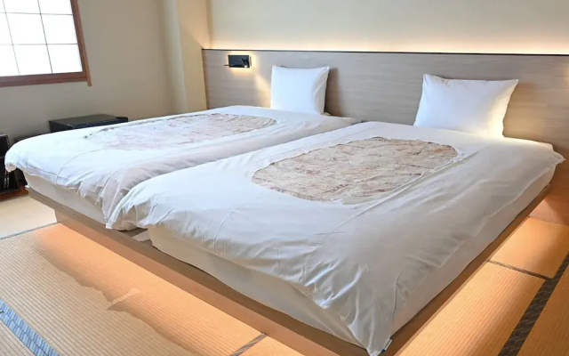 Komakusa Hotel