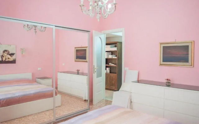 Frattina Family Romantic Superior Suite