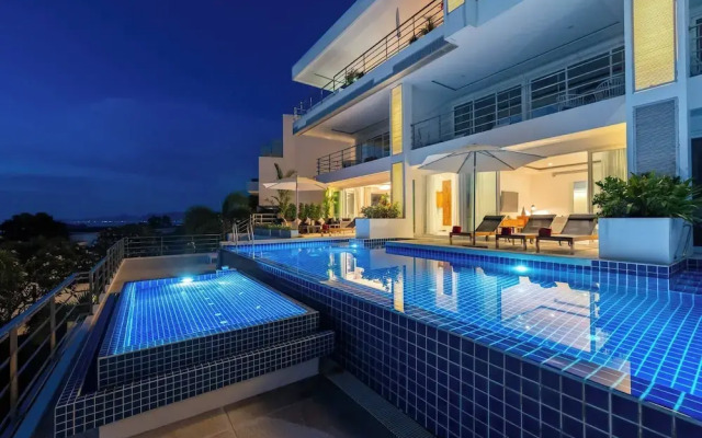 Luxury Sea View Apartment AB at Unique Residences