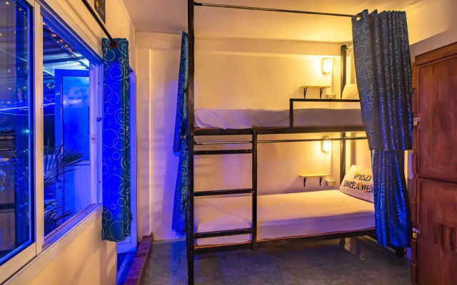 See Sea Backpackers House Hostel