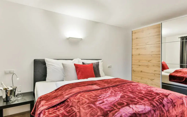 Inviting Apartment in Inzing With Garden