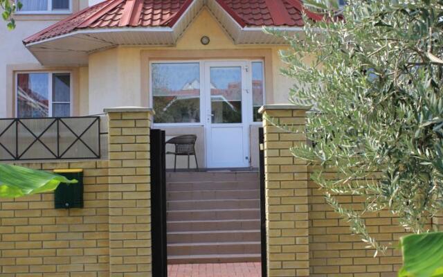 Weekend Guest House