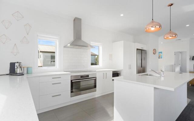 Huka Heights - Taupo Holiday Home