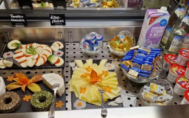 Hotel Garni Am Ellinger Tor