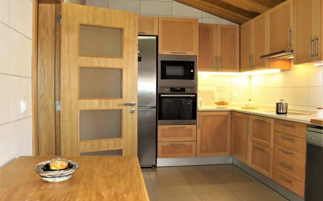 Casa Lido by Lisbon Coast Vacation