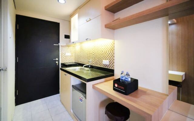 Compact And Comfy Studio At Puri Mas Apartment