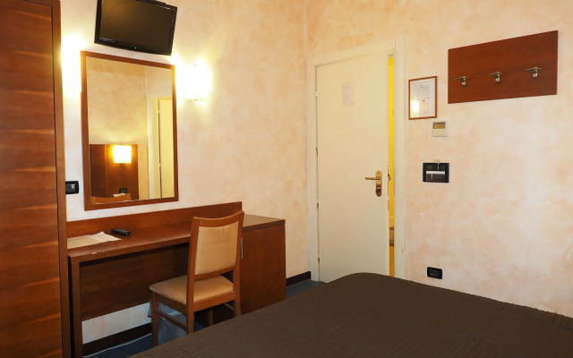 Osimar Hotel
