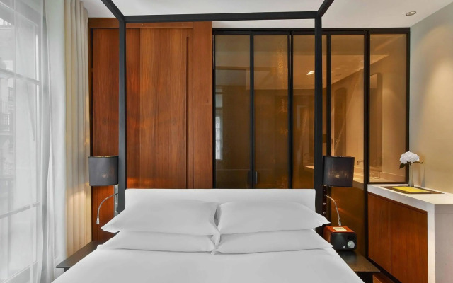 Le Metropolitan Paris Tour Eiffel, a Tribute Portfolio Hotel
