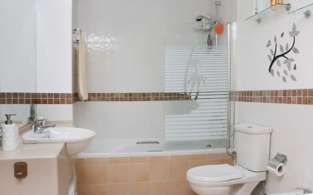 La Riviera Raine & Horne Holiday Homes