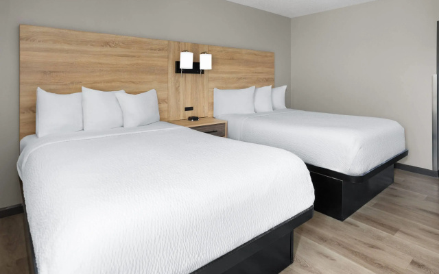 La Quinta Inn & Suites by Wyndham Mansfield OH