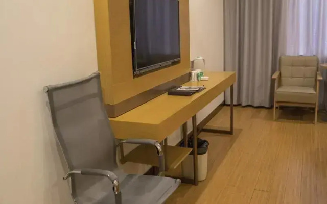 GreenTree Inn Qingdao Jiaozhou Jiaoping Road Aviation Industry Park Express Hotel
