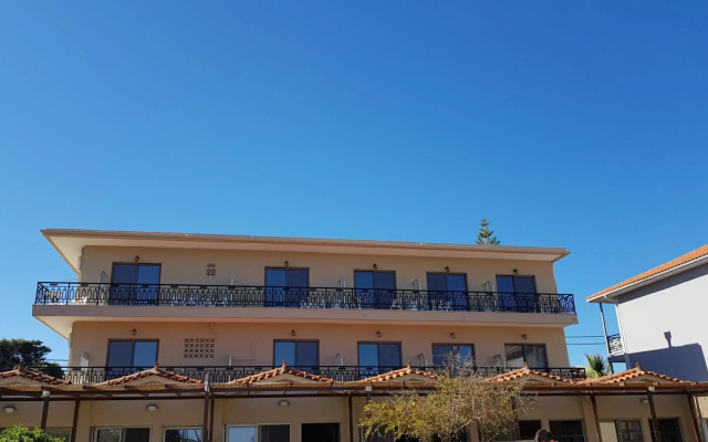 Anetis Beach Hotel