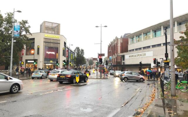 Greater London Holiday Let @ Hanwell