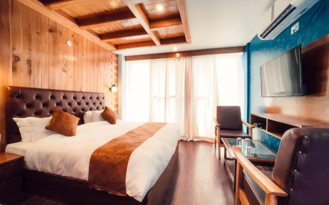 Vista Hill Resort- Centrally Heated & Air Cooled Resort, Manali
