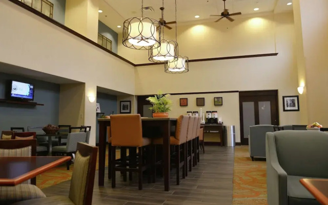 Hampton Inn Suitesknoxville/No