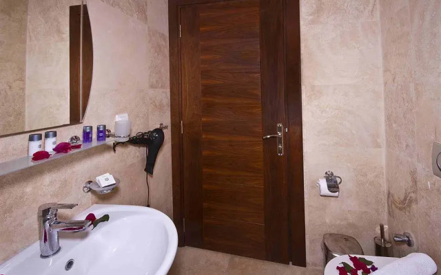 Sestra Apartments