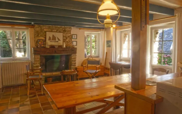 Maison Le Palais, 9 pièces, 14 personnes - FR-1-418-22