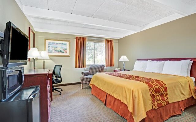 Travelodge Iowa City