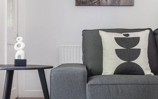 The Neasden Villas